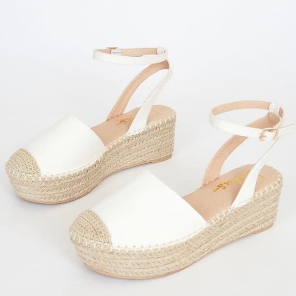 Lulus Shoes - White Lulu’s Espadrilles - Janelle flatform sandals-never worn BRAND NEW
